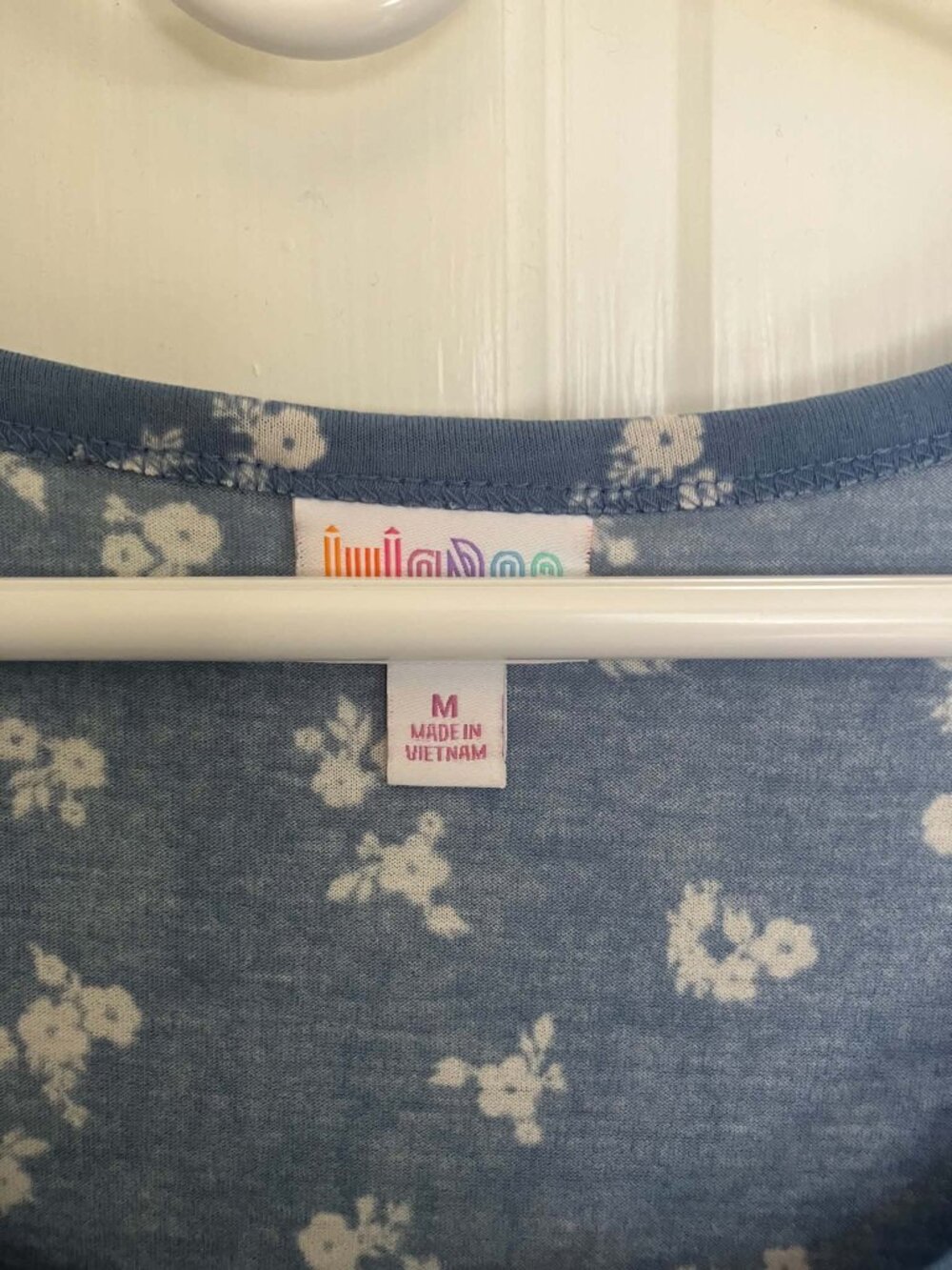 Lularoe Riley Dress, Rare Print - Picture 3 of 3